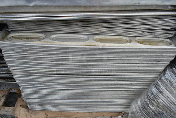PALLET LOT of Approximately 259 Various Loaf Baking Pans Including 6 Loaf Baking Pans, Full Size Baking Pans. 259 Times Your Bid! - Image 9 of 11