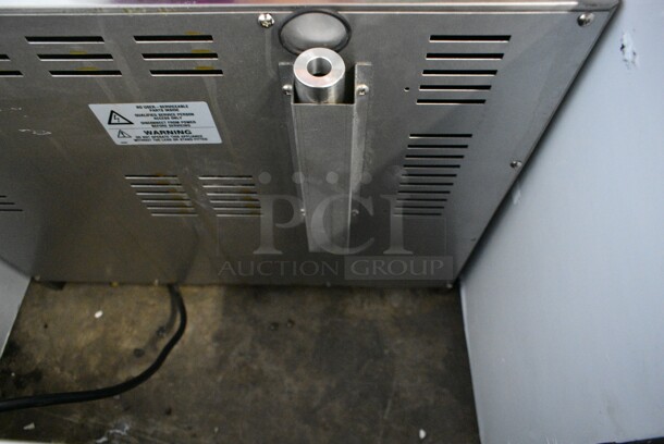 BRAND NEW SCRATCH AND DENT! Moffat E23M3 Turbofan Stainless Steel Single Deck Half Size Electric Convection Oven with Mechanical Controls. 220-240 Volts, 1 Phase. - Image 6 of 7