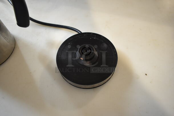 Miroco MI-MF001 Metal Countertop Milk Frother on Base. 120 Volts, 1 Phase. - Image 5 of 8