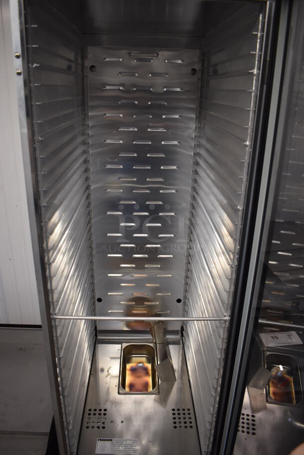 LIKE NEW! Avantco 177HPI1836 Stainless Steel Commercial Heated Holding Cabinet on Commercial Casters. 120 Volts, 1 Phase. 21x32x67. Tested and Working! - Image 4 of 7