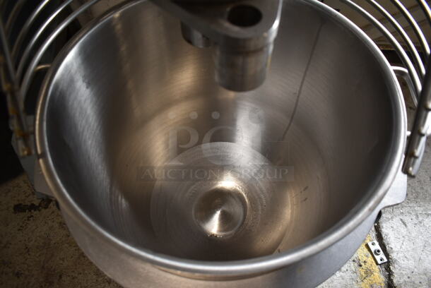 Varimixer W60 Metal Commercial Floor Style 60 Quart Planetary Dough Mixer w/ Stainless Steel Mixing Bowl and Bowl Guard. 220 Volts, 3 Phase. - Image 6 of 7