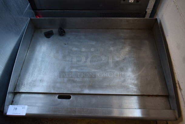 ToastMaster Pro Series Stainless Steel Commercial Countertop Natural Gas Powered Flat Top Griddle w/ Thermostatic Controls. - Image 2 of 4