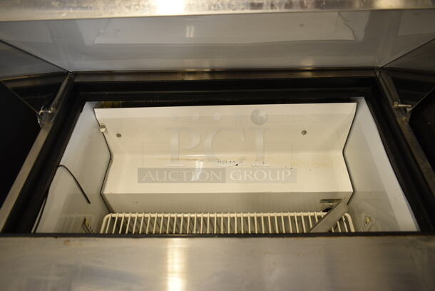 True TSSU-27-8 Stainless Steel Commercial Sandwich Salad Prep Table Bain Marie Mega Top on Commercial Casters. 115 Volts, 1 Phase. Tested and Working! - Image 2 of 4