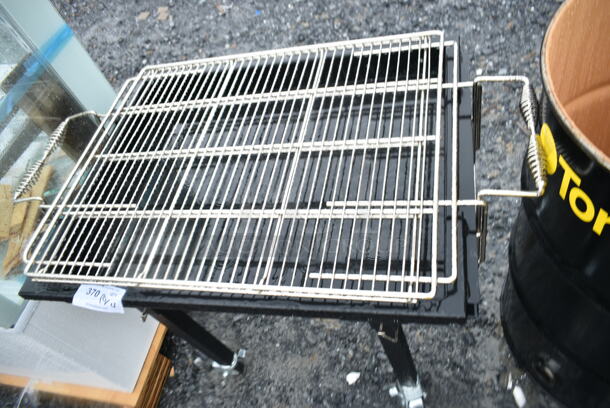 BRAND NEW SCRATCH AND DENT! Backyard Pro CHAR-30 30" Heavy-Duty Steel Charcoal Grill with Adjustable Grates, Removable Legs, and Cover - Image 4 of 6