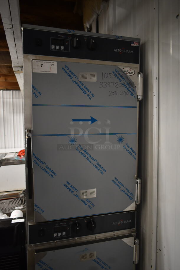BRAND NEW SCRATCH AND DENT! 2023 Alto Shaam 1000-TH/I Stainless Steel Commercial Electric Powered Cook N Hold Oven on Commercial Casters. 208-240 Volts, 1 Phase.  - Image 3 of 8