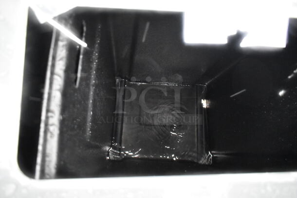 BRAND NEW SCRATCH AND DENT! Rubbermaid 1961628 Configure 33 Gallon Stenni Gray 1 Stream Landfill Indoor Rectangular Waste Container - Image 5 of 5