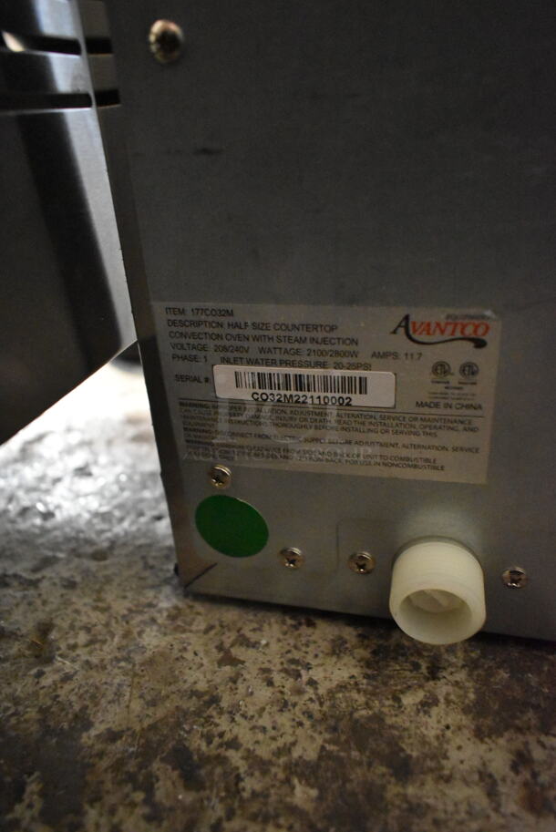 BRAND NEW SCRATCH AND DENT! Avantco 177CO32M Stainless Steel Commercial Countertop Electric Powered Half Size Convection Oven w/ View Through Door and Metal Oven Racks. 208/240 Volts, 1 Phase. - Image 5 of 5