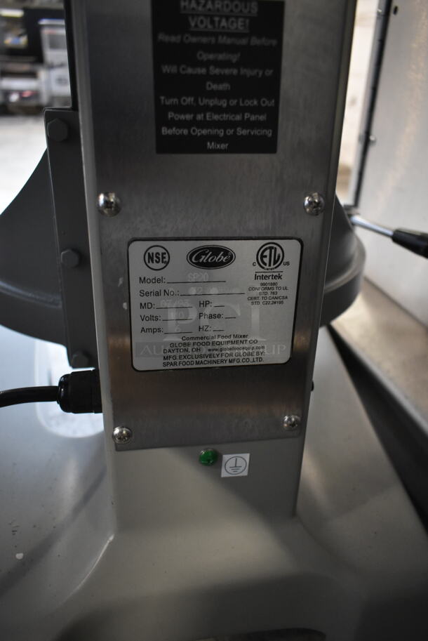 BRAND NEW SCRATCH AND DENT! 2023 Globe SP20 Metal Commercial Countertop 20 Quart Planetary Dough Mixer w/ Bowl Guard. 110 Volts, 1 Phase. Tested and Powers On But Parts Do Not Move - Image 7 of 7