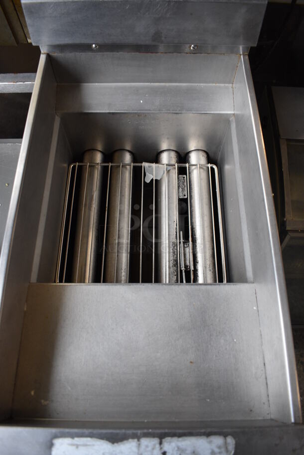 Pitco Frialator Model SG14R-JS Stainless Steel Commercial Floor Style Natural Gas Powered Deep Fat Fryer on Commercial Casters. 122,000 BTU. 16x34.5x46 - Image 4 of 6