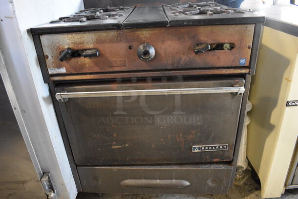Garland Metal Commercial Propane Gas Powered 4 Burner Range w/ Oven. 30x33x40.5 - Image 4 of 6