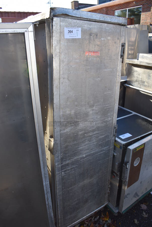 Metal Commercial Enclosed Pan Transport Rack on Commercial Casters. 22x27x66 - Image 2 of 6