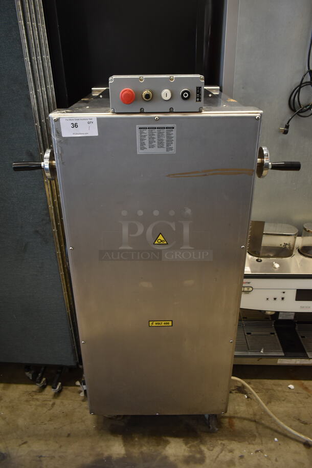 Ostali Taglerina Orizzontale Metal Commercial Floor Style Reversible Dough Sheeter on Commercial Casters. 400 Volts, 3 Phase. - Image 2 of 8
