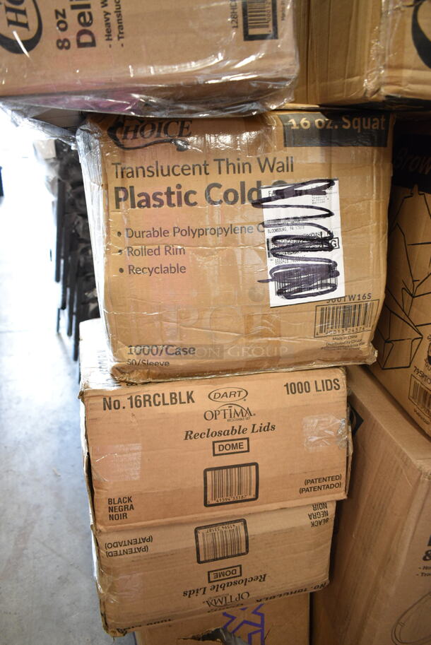 PALLET LOT of 35 BRAND NEW Boxes Including 127RD16COMBO Choice 16 oz. Customizable Microwavable Clear Round Deli Container and Lid Combo Pack - 250/Case, 433NHT100 Choice 1/6 Standard Size White "Thank You" Script Heavy-Duty Plastic T-Shirt Bag - 600/Case, 2 Box 130HCUTFWR Visions Individually Wrapped White Heavy Weight Plastic Fork - 1000/Case, 500TW16S Choice 16 oz. Translucent Thin Wall Squat Plastic Cold Cup - 1000/Case, 795PTOKFT1 Choice 4 5/8" x 3 1/2" x 2 1/2" Kraft Microwavable Folded Paper #1 Take-Out Container - 450/Case, 2 Box 128HD16COMBO ChoiceHD 16 oz. Microwavable Translucent Plastic Deli Container and Lid Combo Pack - 240/Case, 2 Box Dart 16RCLBLK Optima Black Travel Lid with Reclosable Tab - 1000/Case, 3 Box 347RP10WHSS Visions Wave 10" White Plastic Plate - 144/Case, 2 Box of BW-1025 10 oz. Customizable Polycarbonate Wine / Juice Decanter, 5002CPTENAT Lavex 2-Ply Natural Kraft Center Pull Paper Towel 510' Roll - 6/Case, 130LID18 Visions 18" Clear PET Plastic Round Catering Tray High Dome Lid - 25/Case. 35 Times Your Bid! - Image 7 of 12