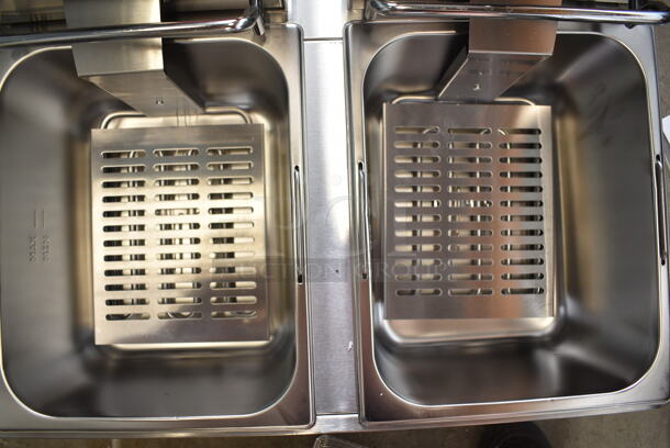 BRAND NEW SCRATCH AND DENT! 2023 Crosson CF-26 Stainless Steel Commercial Countertop Electric Powered 2 Bay Fryer w/ 2 Metal Fry Baskets. 120 Volts, 1 Phase. - Image 5 of 8