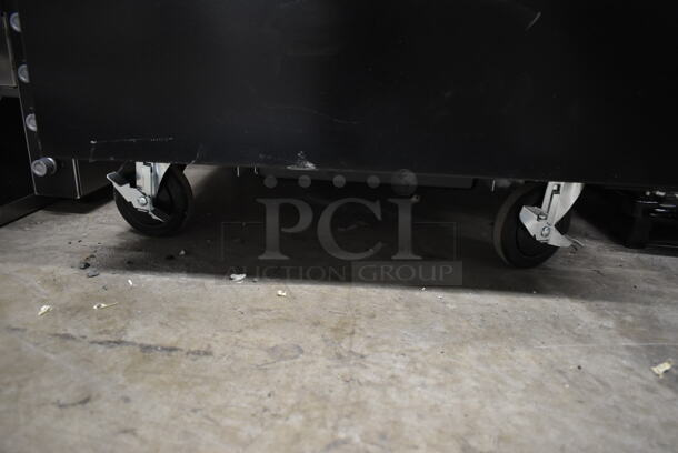 BRAND NEW SCRATCH AND DENT! Beverage Air BB24HC-1-B Stainless Steel Commercial Black Counter Height Solid Door Back Bar Refrigerator on Commercial Casters. 120 Volts, 1 Phase. Tested and Working! - Image 5 of 7