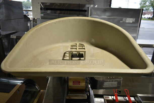 Hollymatic Super Model 54 Metal Commercial Countertop Patty Former. 115 Volts, 1 Phase. Tested and Powers On But Parts Do Not Move - Image 8 of 12
