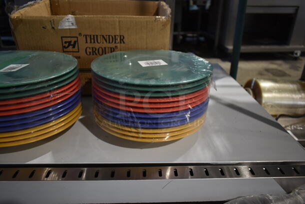 BRAND NEW SCRATCH AND DENT! Box of 24 Poly Plates. - Image 3 of 4