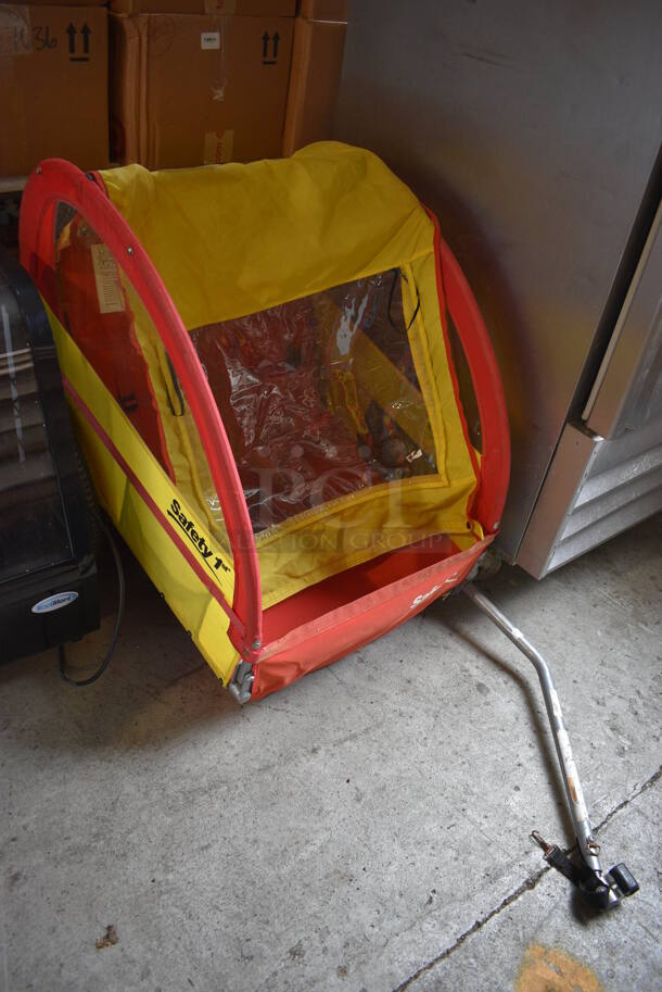 Safety Children's Tent Bicycle Attachment. 27x33x32 - Image 1 of 3