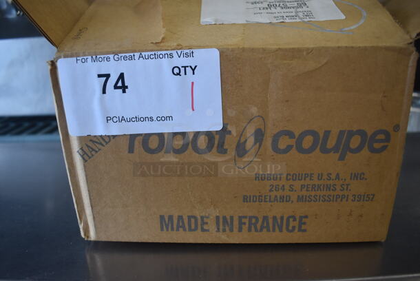 BRAND NEW IN BOX! Robot Coupe 89629 Metal Support . 5.5x3x4.5 - Image 4 of 4