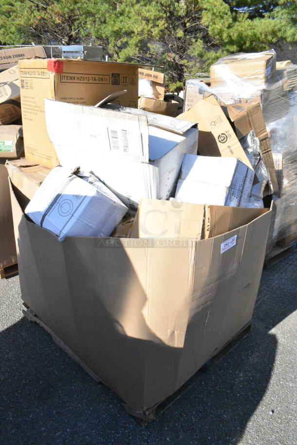 20 BRAND NEW Boxes Including 2 Box 347RPBD10WHG Visions 10" White Plastic Plate with Gold Bands - 120/Case, 5002WRAPNAPN EcoChoice WrapNap 2-Ply Natural Kraft 1/4 Fold Dinner Napkin 16" x 16" - 3000/Case, 500LFLAT Choice Clear Flat Lid with Straw Slot - 9, 12, 16, 20, and 24 oz. - 1000/Case, 5013339 Lavex Hercules 33 Gallon 2 Mil 33" x 39" Low Density Heavy-Duty Black Can Liner / Trash Bag - 100/Case, 50016W Choice White Poly Paper Hot Cup. 20 Times Your Bid!  - Image 1 of 12