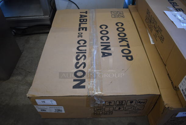 BRAND NEW SCRATCH AND DENT! Frigidaire Electrolux GCCG3048AS Stainless Steel Drop In 36" Gas Powered 5 Burner Cooktop Range. Stock Picture Used For Gallery Picture. - Image 4 of 8