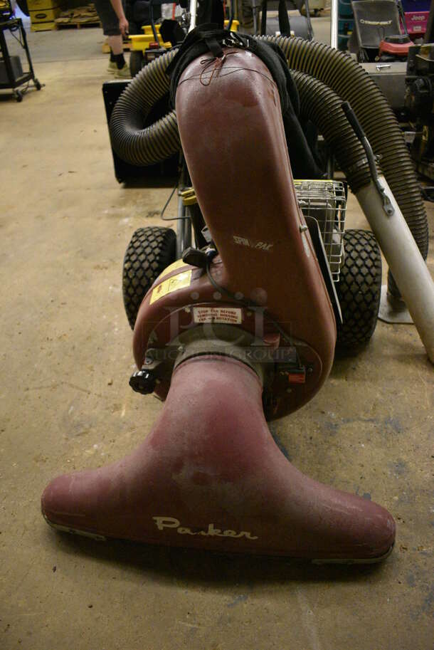 Parker Metal Commercial Leaf Collector. (CSS) - Image 6 of 12