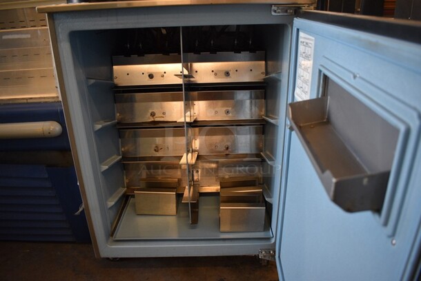 2017 Manitowoc Multiplex Model MB-8-1 Stainless Steel Commercial Blend In Cup Workstation on Single Door Undercounter Cooler on Commercial Casters. 115 Volts, 1 Phase. 26x37x75. Tested and Working! - Image 5 of 6