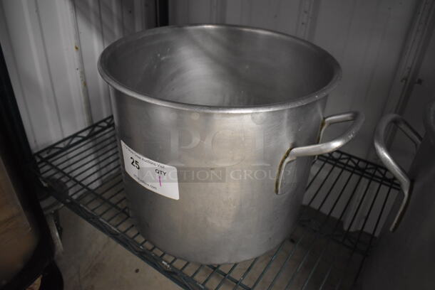 Metal Stock Pot. 16x13x11 - Image 2 of 3