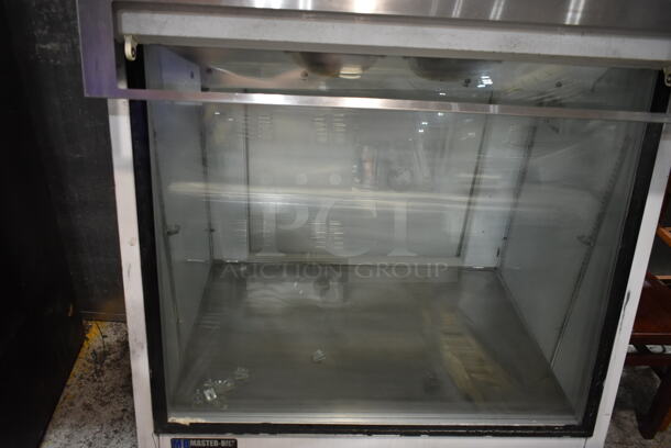 Master-Bilt FIP-40 Metal Commercial Floor Style Deli Display Case Merchandiser. 208-230 Volts, 1 Phase. Tested and Does Not Power On - Image 3 of 6