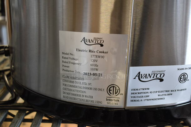 BRAND NEW SCRATCH AND DENT! 2023 Avantco 177RW90 Stainless Steel Commercial Countertop Electric Powered Rice Cooker. 120 Volts, 1 Phase. Tested and Working! - Image 4 of 8