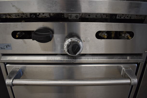 Garland SunFire X24-4L Stainless Steel Commercial Natural Gas Powered 4 Burner Range w/ Oven, Over Shelf and Back Splash. 23.5x35x57 - Image 7 of 8
