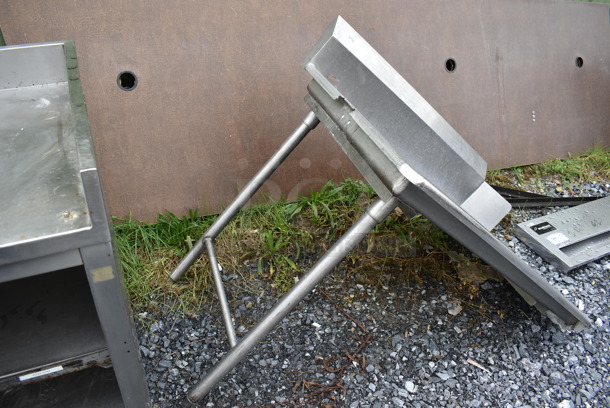 Stainless Steel Commercial Left Side Clean Side Dishwasher Table. 45x30x45 - Image 3 of 4