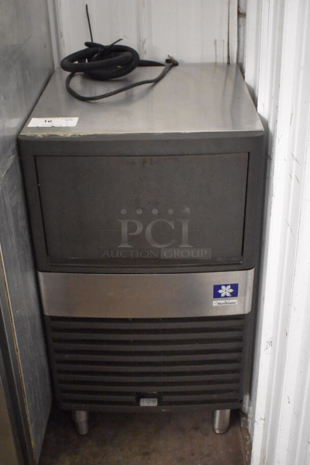 2014 Manitowoc QM30A Stainless Steel Commercial Self Contained Undercounter Ice Machine. 115 Volts, 1 Phase. 20x23x36 - Image 4 of 7