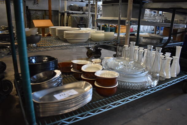 ALL ONE MONEY! Tier Lot of Various Items Including Metal Dishes, Ceramic Bowls and Vases - Image 9 of 9