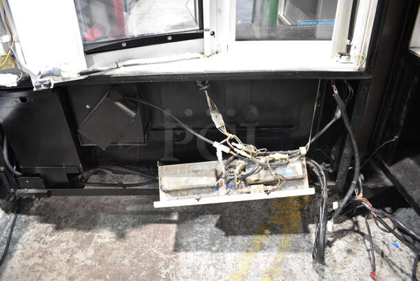 Crane 431 Metal Commercial Vending Machine. Lock Was Removed; No Key. Tested and Does Not Power On - Image 5 of 7