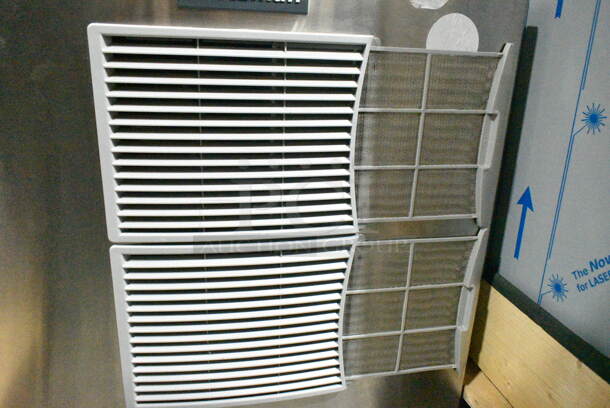 BRAND NEW SCRATCH AND DENT! 2023 Scotsman MC1030MA-32A Stainless Steel Commercial Ice Machine Head. 208/230 Volts, 1 Phase. Goes GREAT w/ Lots 165 and 173! - Image 5 of 6