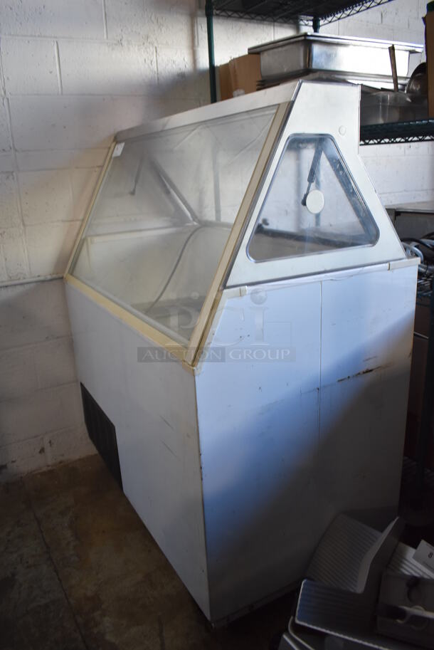 Metal Commercial Ice Cream Dipping Cabinet on Commercial Casters. 47x26.5x55.5. Tested and Working! - Image 3 of 6