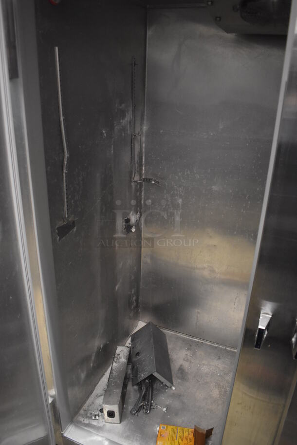 Continental 2RE Stainless Steel Commercial 2 Door Reach In Cooler on Commercial Casters. 115 Volts, 1 Phase. 57x34x82. Tested and Working! - Image 6 of 6