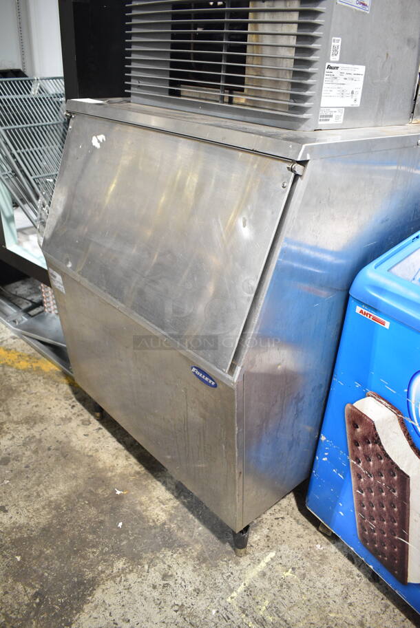 Follett HCC700WBT Horizon Stainless Steel Commercial Ice Head on Follett 425-30 Commercial Ice Bin. 208-230 Volts, 1 Phase.  - Image 4 of 7