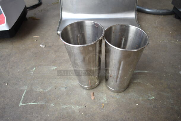 Hamilton Beach Stainless Steel Commercial Countertop 3 Head Drink Mixer w/ 2 Stainless Steel Mixing Cups. Tested and Working! - Image 4 of 6