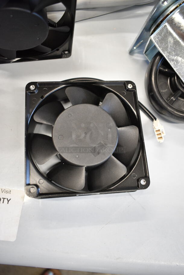 3 BRAND NEW SCRATCH AND DENT! Items Including Seaoa SA1238A1 PBL Fans, Commercial Casters and Gray Door Seal. 3 Times Your Bid!  - Image 5 of 8