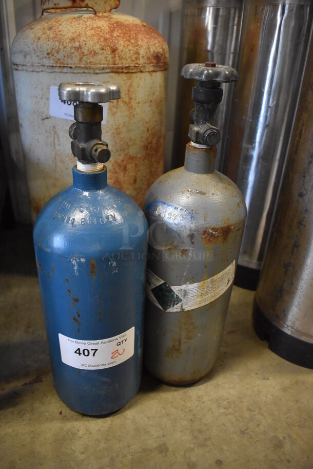 2 Metal Carbon Dioxide Tanks. 5x5x17.5. 2 Times Your Bid! Buyer Must Pick Up - We Will Not Ship This Item.  - Image 3 of 4