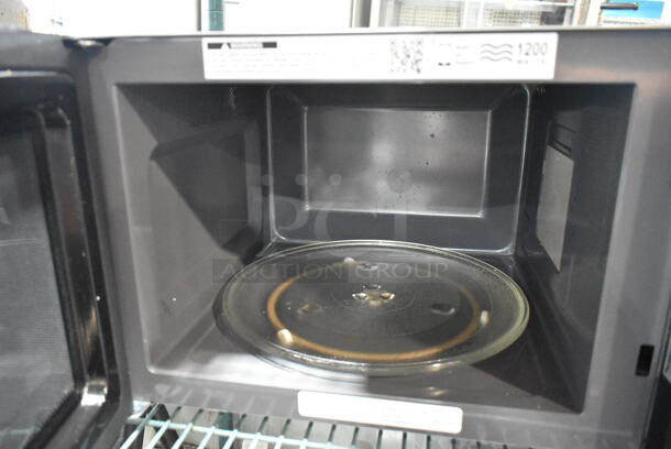 Panasonic NN-SC668S Metal Countertop Microwave Oven w/ Plate. 120 Volts, 1 Phase.  - Image 3 of 5