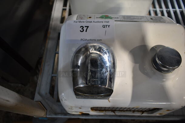 World Dryer A54 Metal Wall Mount Hand Dryer. 230 Volts. - Image 4 of 7