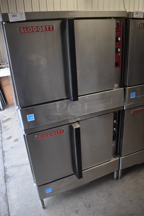 2 Blodgett ENERGY STAR Stainless Steel Commercial Electric Powered Full Size Convection Oven w/ Solid Doors and Thermostatic Controls. 208-240 Volts, 3 Phase. 38x40x71.5. 2 Times Your Bid! - Image 3 of 9
