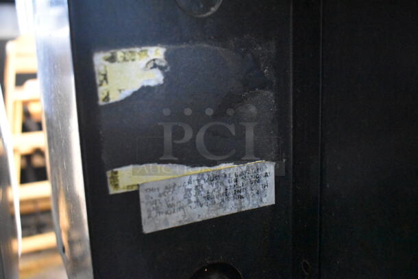 Vulcan Stainless Steel Commercial Propane Gas Powered Full Size Convection Oven w/ View Through Doors, Metal Oven Racks and Thermostatic Controls. - Image 10 of 10