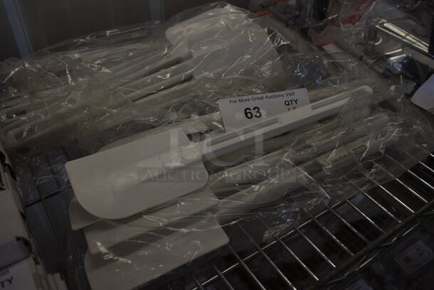 18 BRAND NEW! Rubbermaid White Poly Spatula Scrapers. 12.5". 18 Times Your Bid! - Image 2 of 4