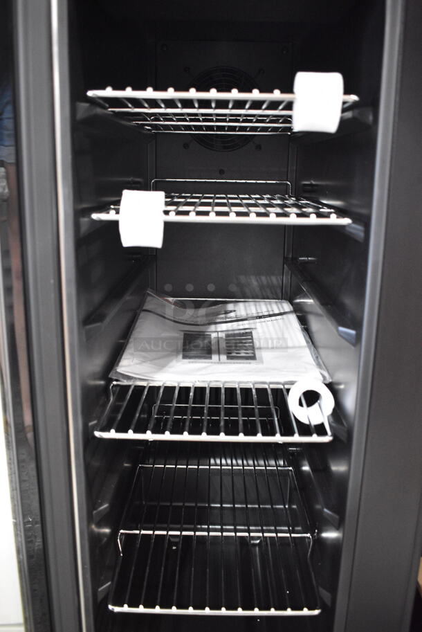 	BRAND NEW SCRATCH AND DENT! Whynter BWB-2060FDS 24" Built-In French Door Dual Zone 20 Bottle Wine 60 Can Beverage Cooler Merchandiser. 115 Volts, 1 Phase. Tested and Working! - Image 5 of 6