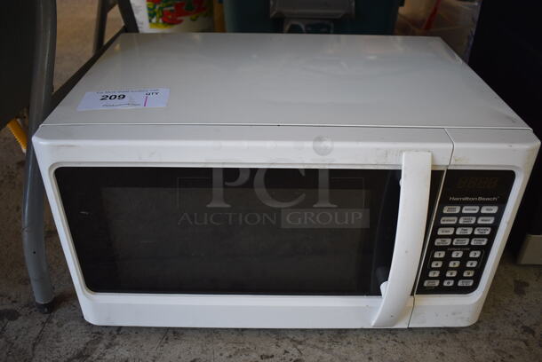 Hamilton Beach P100N30AL-S3 Countertop Microwave Oven w/ Plate. 120 Volts, 1 Phase. 21x15x12