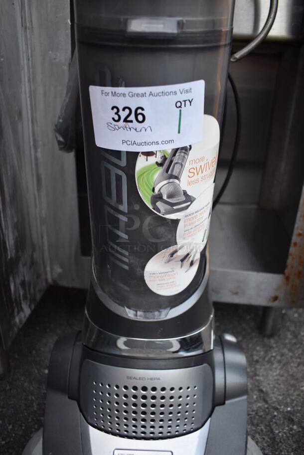 Electrolux Vacuum Cleaner. 14x15x46 - Image 4 of 4